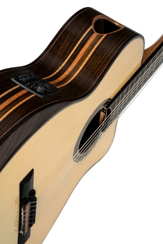 ORTEGA GRANDSUITE-CE - 4/4 Size, w/mic, Soundhole, Armrest